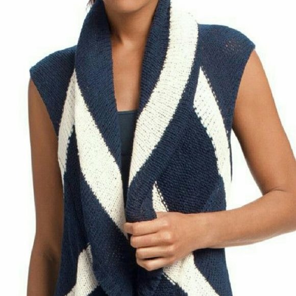 CAbi Jackets & Blazers - CAbi Skipper Vest - NWT